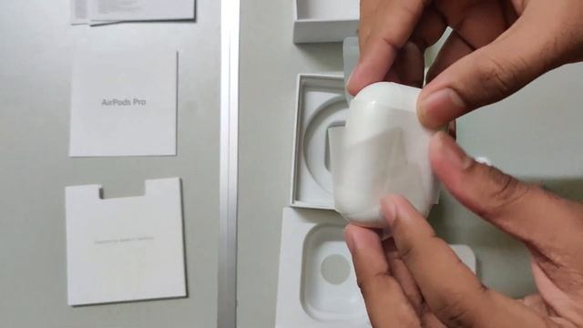 APPLE AIRPODS PRO UNBOXING AND REVIEW 2020|FIRST IMPRESSIONS|BEST WIRELESS AIRPODS THIS YEAR!! смотреть онлайн