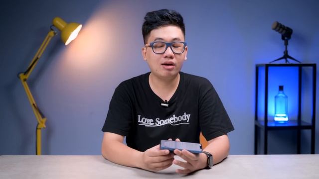 Cảm nhận khi đổi từ iPhone 12 Pro Max “xuống” iPhone 13 смотреть онлайн