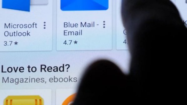 TOP 3 iPhone Phone Spy Apps