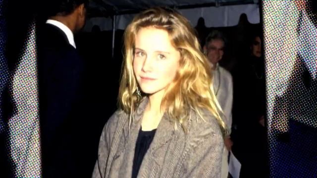 Amanda Peterson’s Family Says Actress’ Behavior Changed after Incident She Kept Secret смотреть онлайн