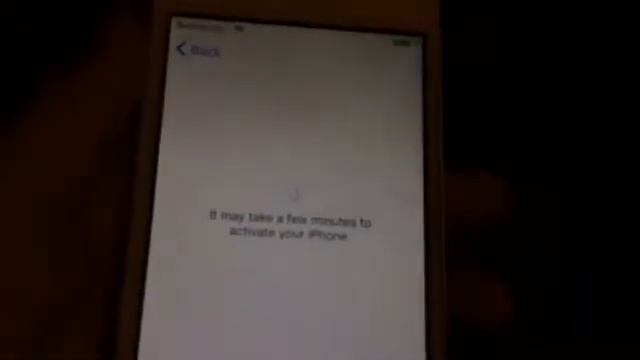 How to S1-E1 (How To Set Up a IPhone) смотреть онлайн