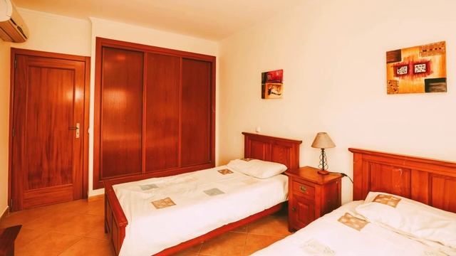 2 Bedroom Apartment | Top Floor with Sea View in Praia da Luz - Sunpoint Properties - Ref. A1359 смотреть онлайн