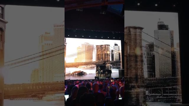 Lana Del Rey - Venice Bitch (live) Apple event смотреть онлайн