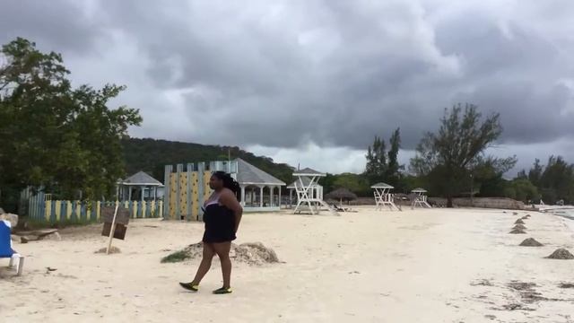 #LUTakesJamaica , Day 3 at the beach in Trelawny смотреть онлайн