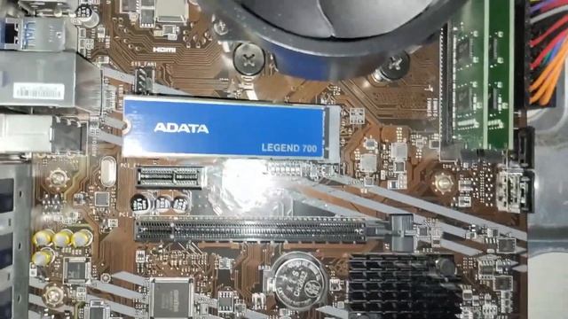 Montaje | Nvme ADATA Legend 700 смотреть онлайн