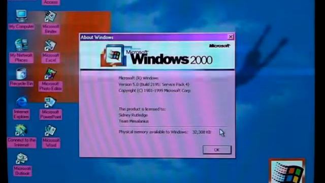 Pentium 1 MMX Running Windows 2000 смотреть онлайн