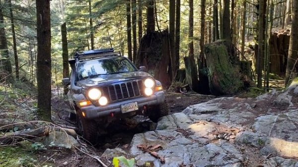 JEEP LIBERTY KJ OFFROAD | STAVE LAKE | NEW HIDDEN TRAIL EXPLORE