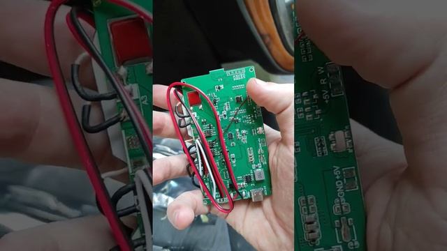 беспроводная зарядка в Lexus смотреть онлайн