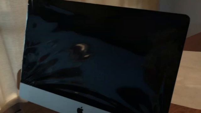 iMac 21.5 4K Unboxing and Set up смотреть онлайн
