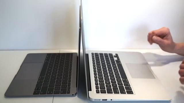 Apple 12 MacBook vs 13 MacBook Air Comparison Smackdown mobile review смотреть онлайн