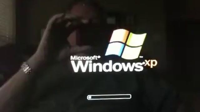 Windows XT Boot on MacBook Pro смотреть онлайн