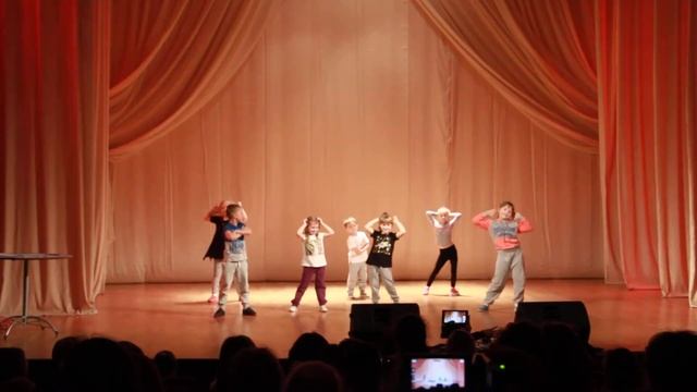 Хип-Хоп младшая группа 1