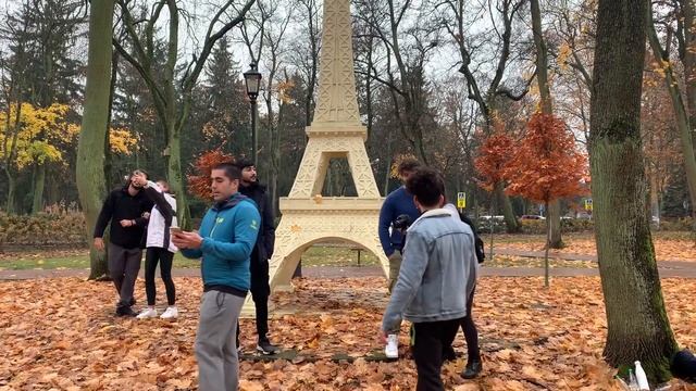 What others think I do in Erasmus+ смотреть онлайн