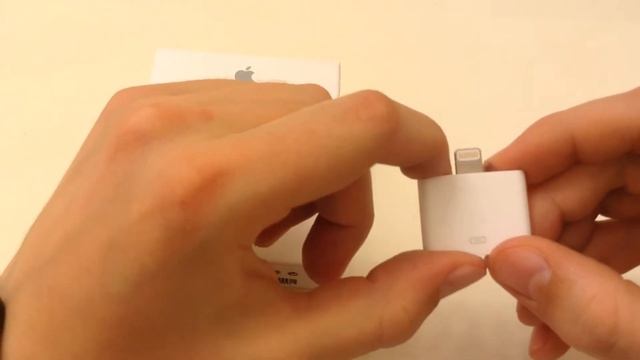 Apple Lightning to 30-Pin Adapter Review смотреть онлайн