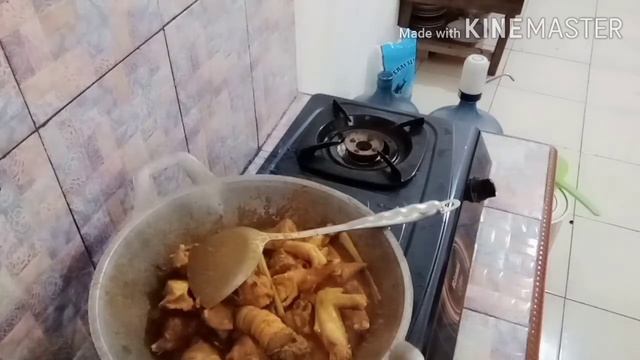 Masak Gulai Ayam versi Mak key🤭 смотреть онлайн