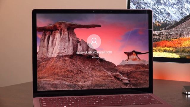 Microsoft Surface Laptop: Unboxing & Review смотреть онлайн
