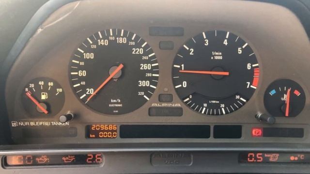 5 Causes Your Fuel Gauge Not Working. Diagnosing & Replacement Cost смотреть онлайн