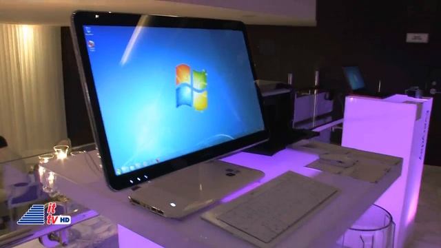 Windows PC Showcase in Miami смотреть онлайн