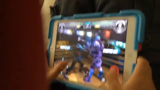 Real Steel Champions IOS Gameplay Episode 1 Win!!!!! смотреть онлайн