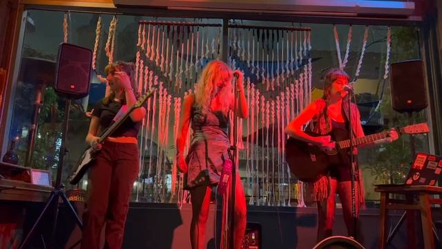 I Put A Spell On You Live At Den Cafe (The Bordley Sisters) #newartist #spotifymusic