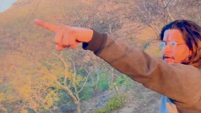 Kyu Baba Ke Sir Pe Cheete Ne Kiya Hamala 😨😨😨😨 #travel #baawalechore #rajrajleswar смотреть онлайн