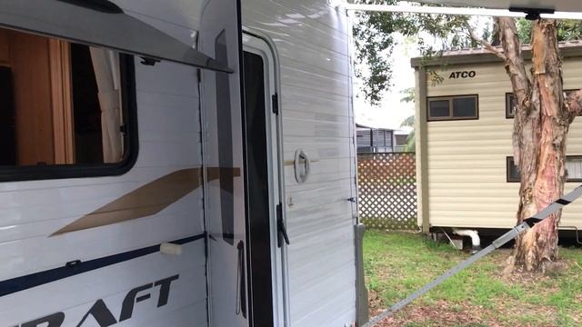 How To: make a hold open device for door on Jayco Starcraft caravan смотреть онлайн
