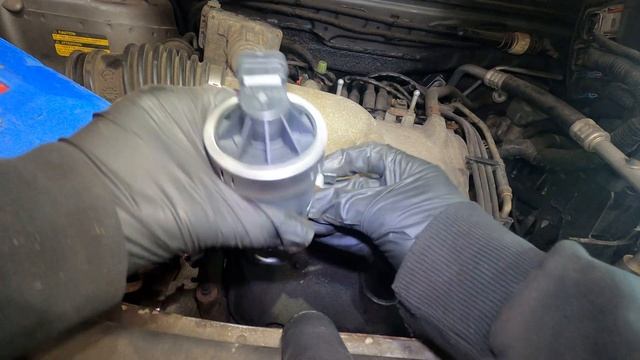 2006 Pontiac Torrent EGR Valve Replacement (Horizontal) смотреть онлайн