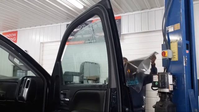 Chevy Silverado Z71 Front Match Window Tint Install in 20% Carbon Film смотреть онлайн