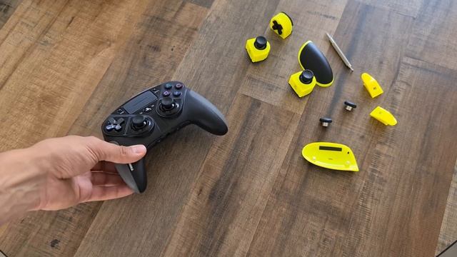 Thrustmaster - Eswap Pro Controller and Color Pack | Unboxing + Review смотреть онлайн