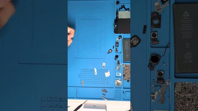 Замена экрана IPhone 6