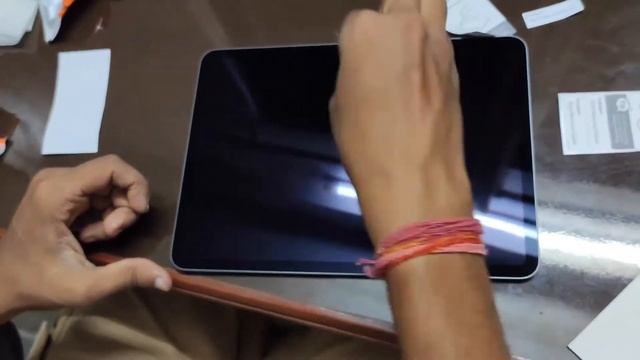 Best screen protector for iPad Pro||spigen paper like screen protector||All procedures to apply it смотреть онлайн