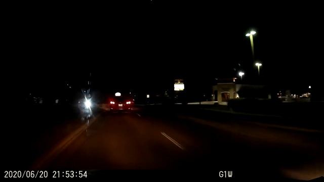 Papa John's driver throws lit cigarette out window near grass смотреть онлайн
