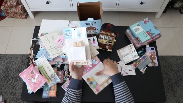 Korean Stationary Shopping (cute notebooks, pens, pencil case etc) смотреть онлайн