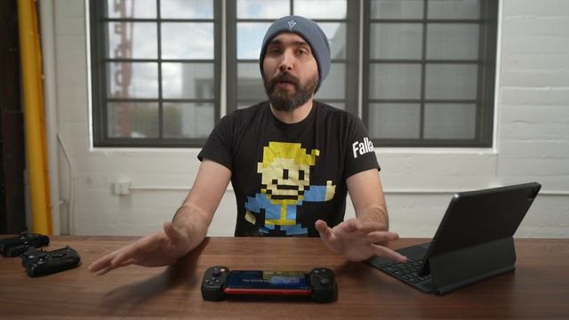 The Best Way to Remote Play PS5 and Xbox : Backbone смотреть онлайн