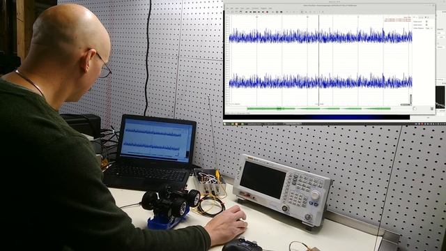 Serial Port SDR: 27 MHz RC Truck смотреть онлайн