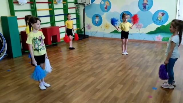 Инструктор по ФК Фролова Мия