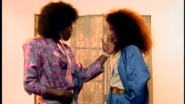 Mazarati Player's Ball смотреть онлайн