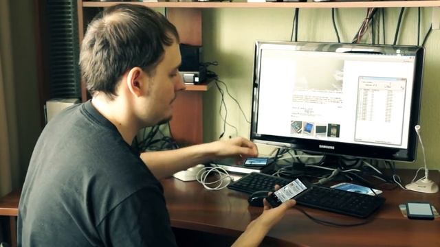 Iphone 4S holographic menu PATCH (ГАЛА 3D) смотреть онлайн