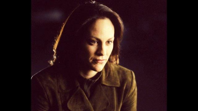 Annabeth Gish Slideshow