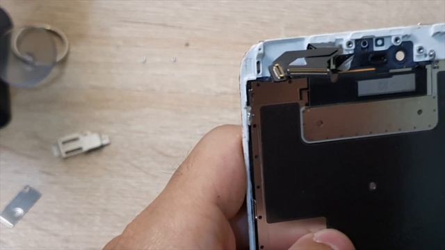 iPhone 6S Plus Screen Replacement, FaceTime Camera and Sensor Assembly | DIY смотреть онлайн
