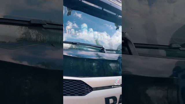 Загрузка в Франции, француз красава, daf.русская матрёшка смотреть онлайн