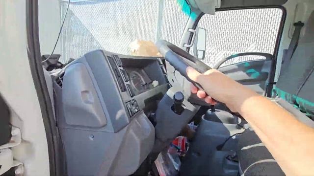 HOW TO JUMP START AN ISUZU NQR смотреть онлайн