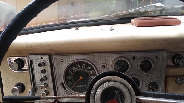 Cold start on 1963 Plymouth valiant смотреть онлайн