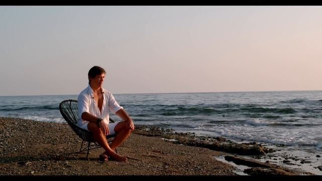 Размышления у моря | Жизнь, смерть, цели, достижения... смотреть онлайн