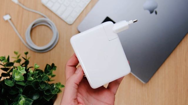 Anker’s MONSTROUS 140W Power Bank - Anker 737 Review