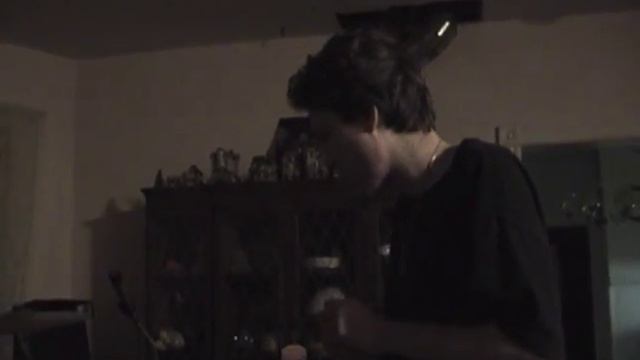 TJ's Angry Dad Reacts To Somebody Breaking Into His House! смотреть онлайн