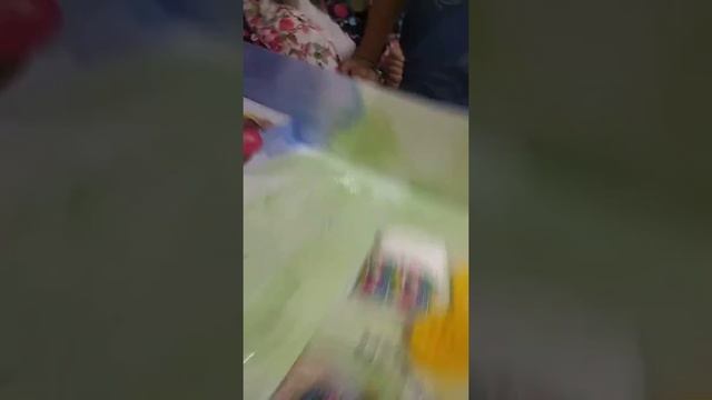 Sam is unboxing her new toy baby alive, named her Apple Blossom. смотреть онлайн