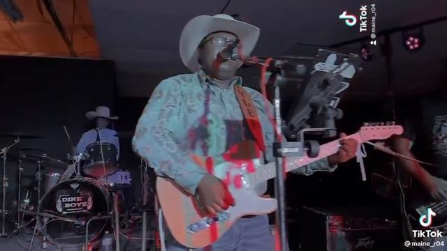 “She Put Me Back In A Bar” Abe Mac Band Cover Song- Wowies Event Center- Díné Boyz- 01/14/2023 смотреть онлайн