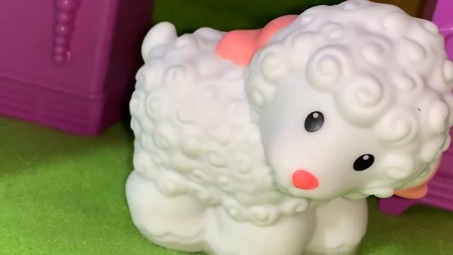 TOY ANIMALS SING | OLD MAC DONALD HAD A FARM + Nursery Rhyme смотреть онлайн