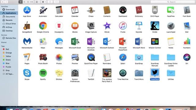How to Install and Uninstall Apps from a MacBook computer смотреть онлайн